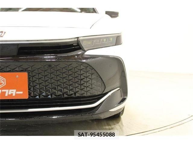 Toyota Crown Crossover 2023-12 7020242-13