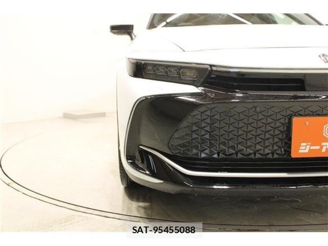 Toyota Crown Crossover 2023-12 7020242-15