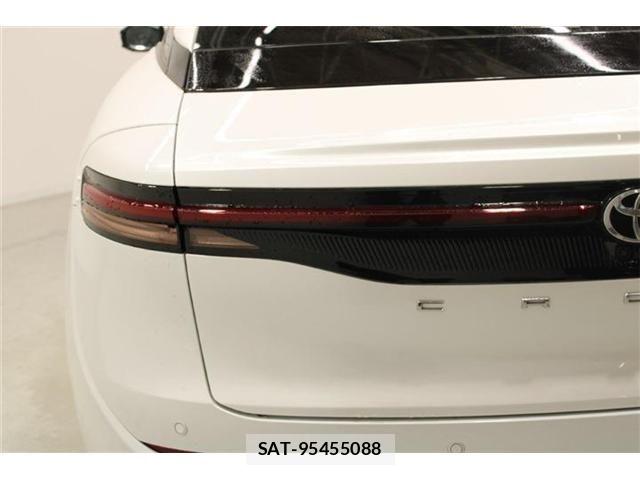 Toyota Crown Crossover 2023-12 7020242-18