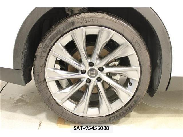 Toyota Crown Crossover 2023-12 7020242-22