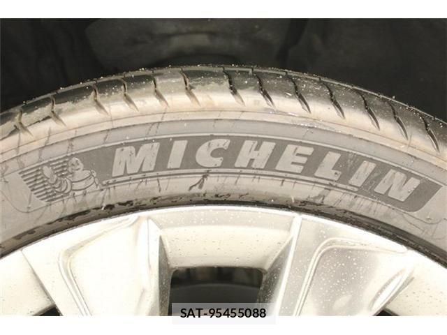 Toyota Crown Crossover 2023-12 7020242-25