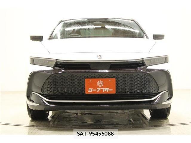 Toyota Crown Crossover 2023-12 7020242-6