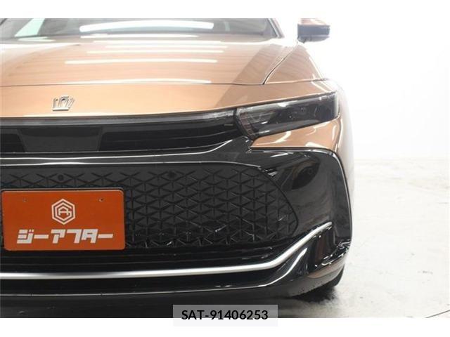 Toyota Crown Crossover 2023-04 7020241-12