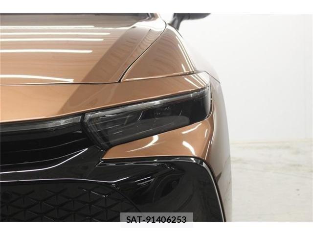 Toyota Crown Crossover 2023-04 7020241-13