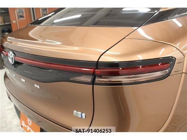 Toyota Crown Crossover 2023-04 7020241-16