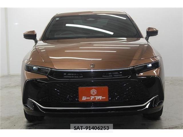 Toyota Crown Crossover 2023-04 7020241-1