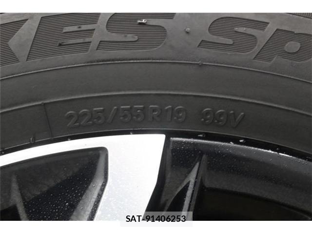 Toyota Crown Crossover 2023-04 7020241-19