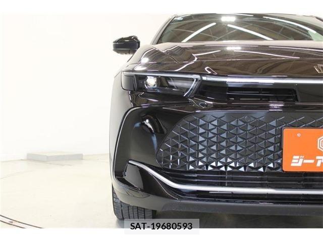 Toyota Crown Crossover 2023-11 7058031-15