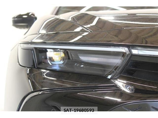 Toyota Crown Crossover 2023-11 7058031-16