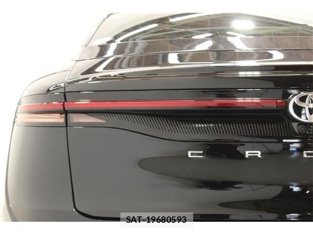 Toyota Crown Crossover 2023-11 7058031-18