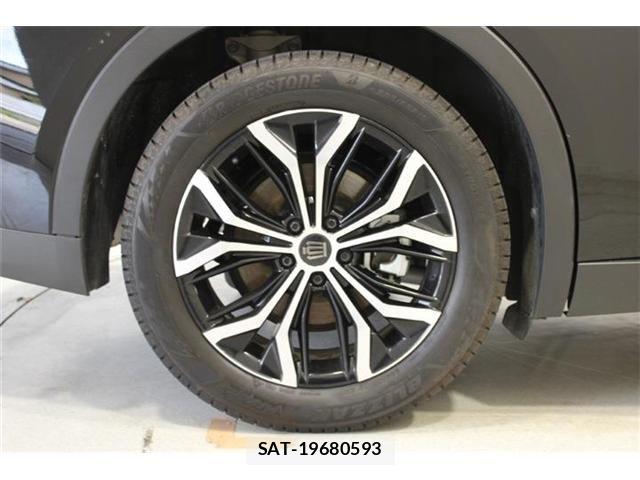 Toyota Crown Crossover 2023-11 7058031-22