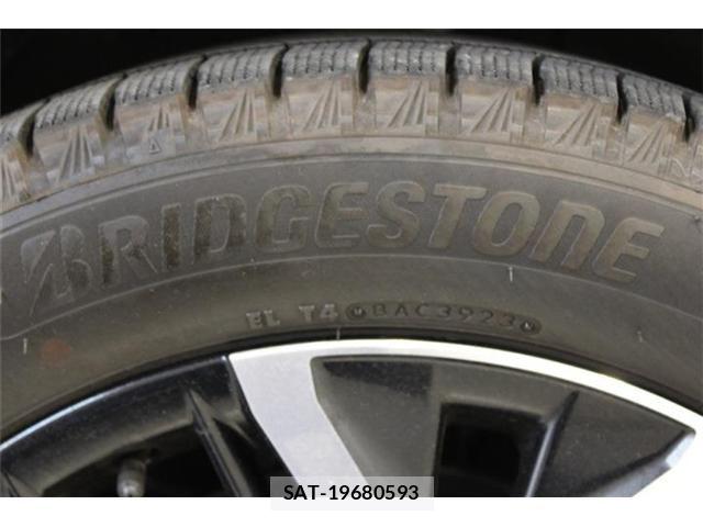 Toyota Crown Crossover 2023-11 7058031-25