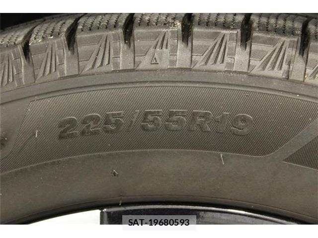 Toyota Crown Crossover 2023-11 7058031-26