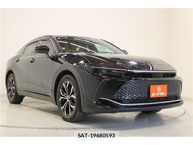 Toyota Crown Crossover 2023-11 7058031-5