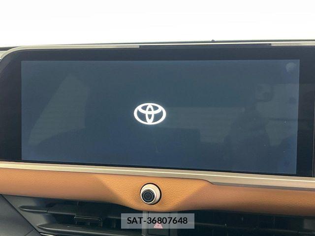 Toyota Crown Crossover 2023-03 7058025-2