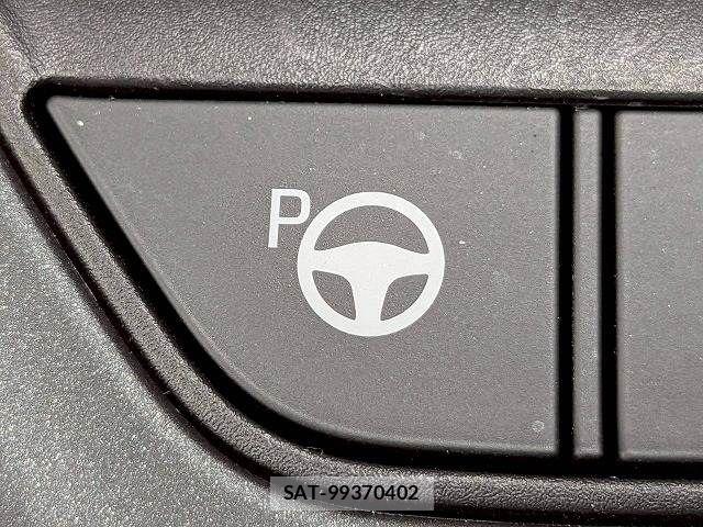 Toyota Crown Crossover 2022-12 7216499-10