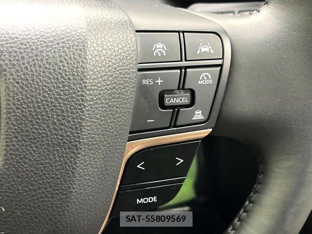 Toyota Crown Crossover 2023-02 7216507-5