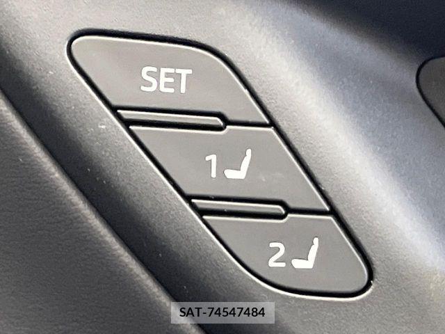 Toyota Crown Crossover 2023-09 7216523-11