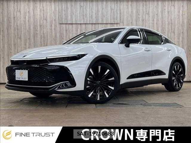 Toyota Crown Crossover 2023-01 7216505-0