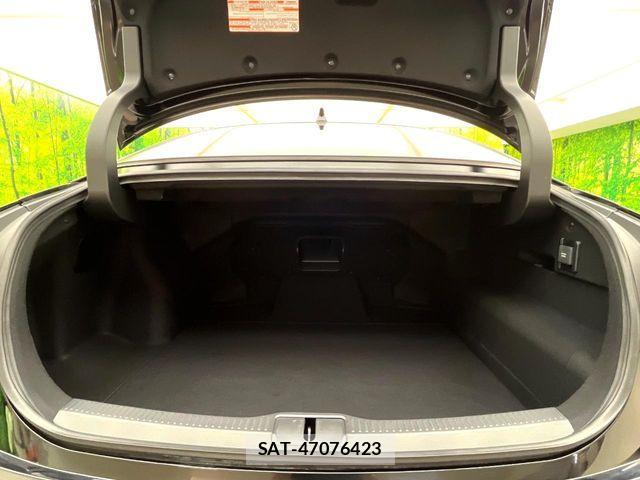 Toyota Crown Crossover 2023-04 7216520-9