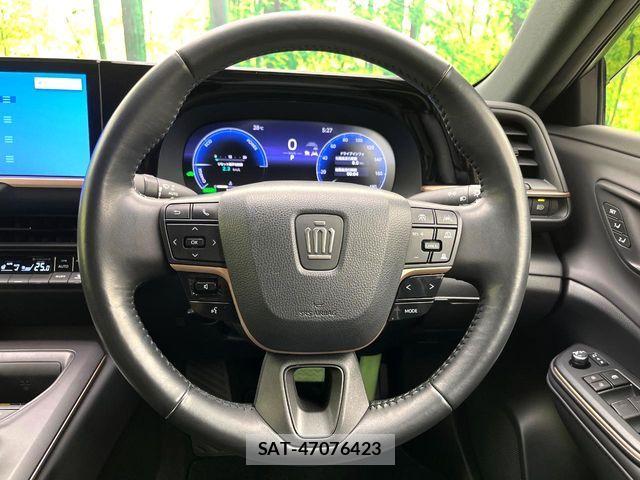 Toyota Crown Crossover 2023-04 7216520-10