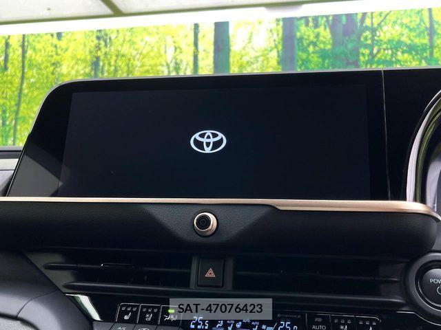 Toyota Crown Crossover 2023-04 7216520-2
