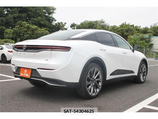 Toyota Crown Crossover 2023-02 7216509-18