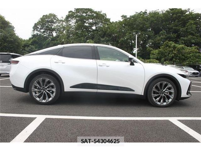 Toyota Crown Crossover 2023-02 7216509-19