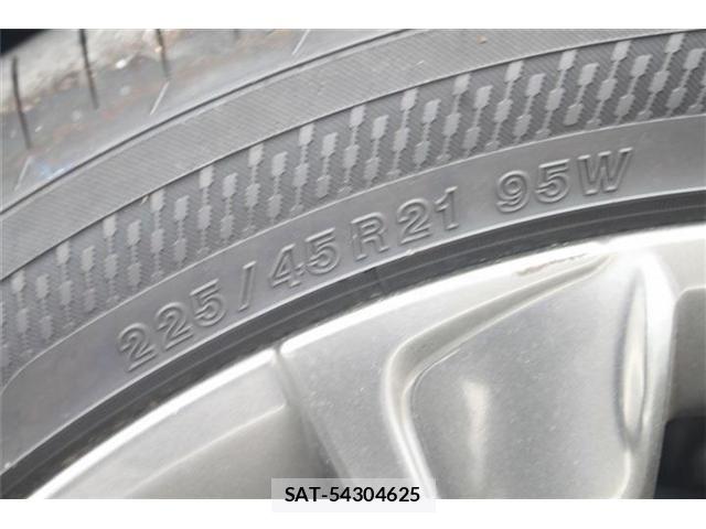 Toyota Crown Crossover 2023-02 7216509-27