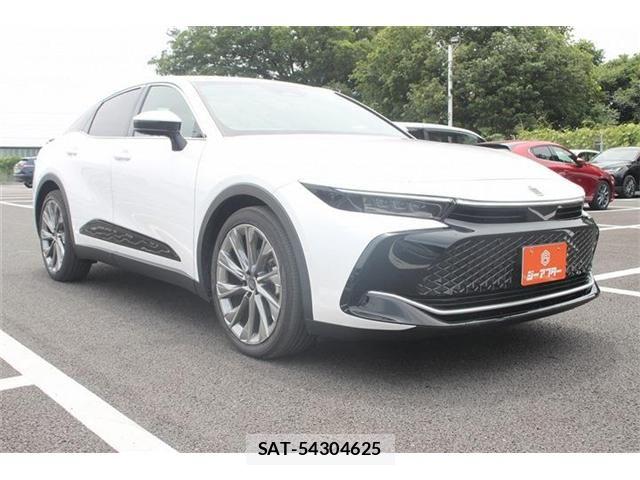 Toyota Crown Crossover 2023-02 7216509-6