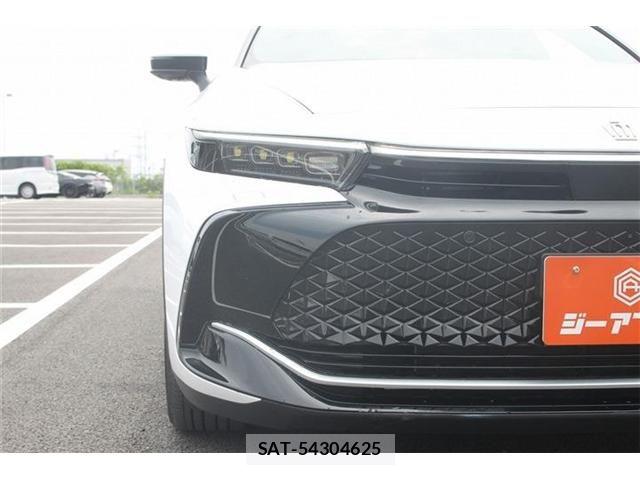 Toyota Crown Crossover 2023-02 7216509-8