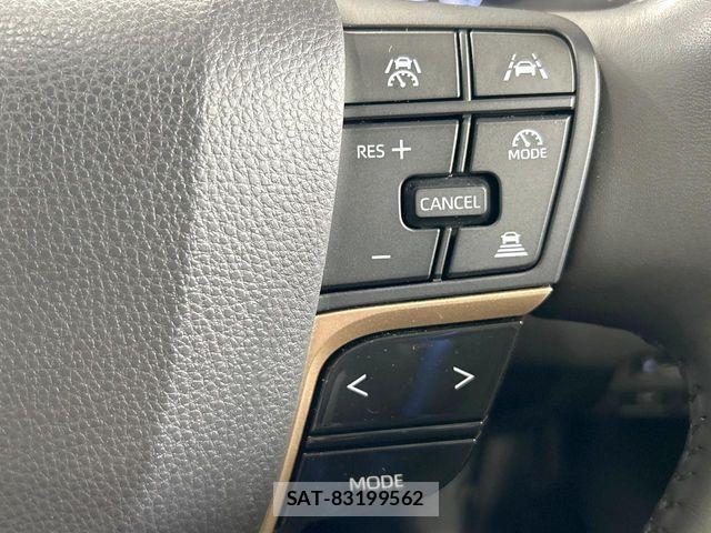 Toyota Crown Crossover 2022-10 7216496-7