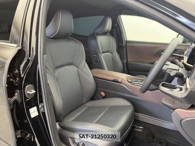 Toyota Crown Crossover 2023-10 7216525-9