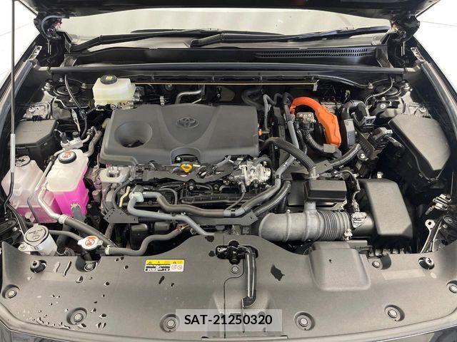Toyota Crown Crossover 2023-10 7216525-18