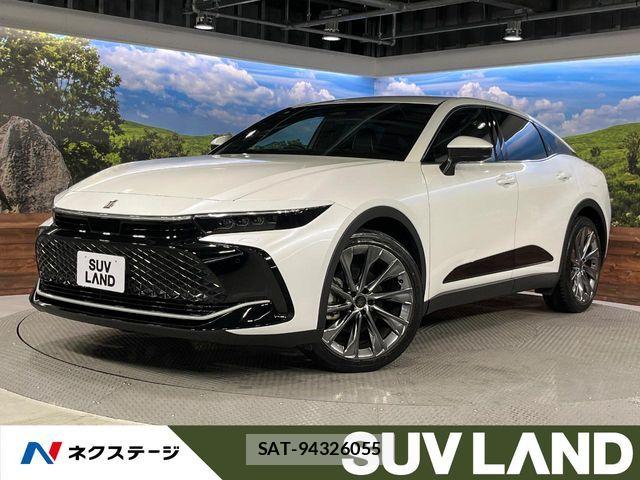 Toyota Crown Crossover 2023-06 7216512-0