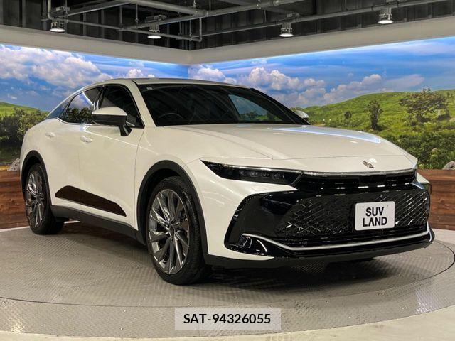 Toyota Crown Crossover 2023-06 7216512-14