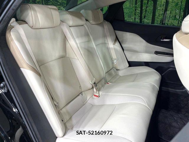 Toyota Crown Crossover 2023-06 7216510-9