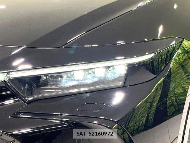 Toyota Crown Crossover 2023-06 7216510-12