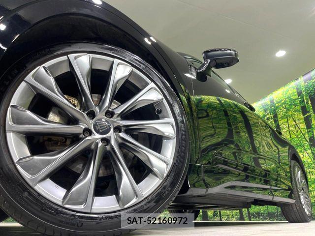 Toyota Crown Crossover 2023-06 7216510-13