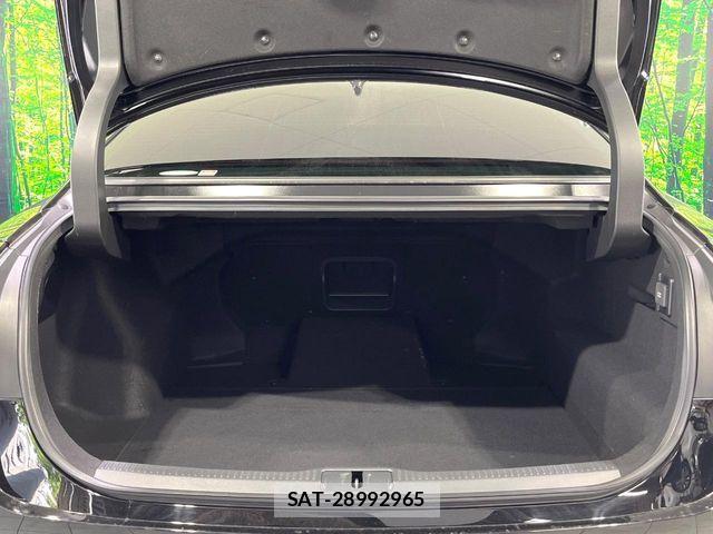 Toyota Crown Crossover 2023-06 7216519-9