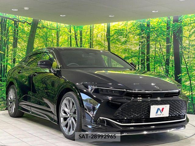 Toyota Crown Crossover 2023-06 7216519-15