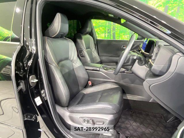 Toyota Crown Crossover 2023-06 7216519-7