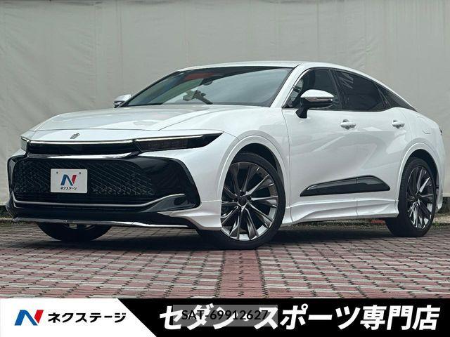 Toyota Crown Crossover 2023-09 7216521-0