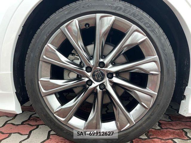 Toyota Crown Crossover 2023-09 7216521-11