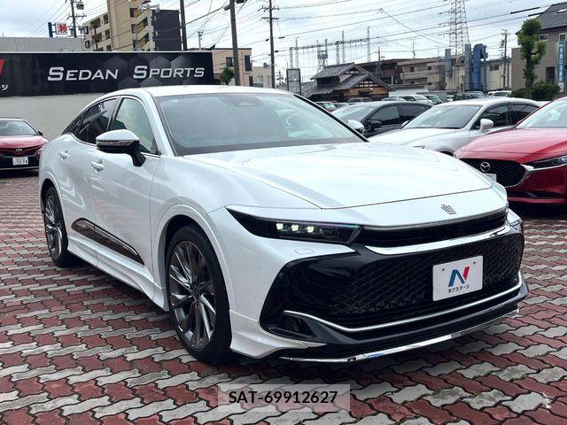 Toyota Crown Crossover 2023-09 7216521-15