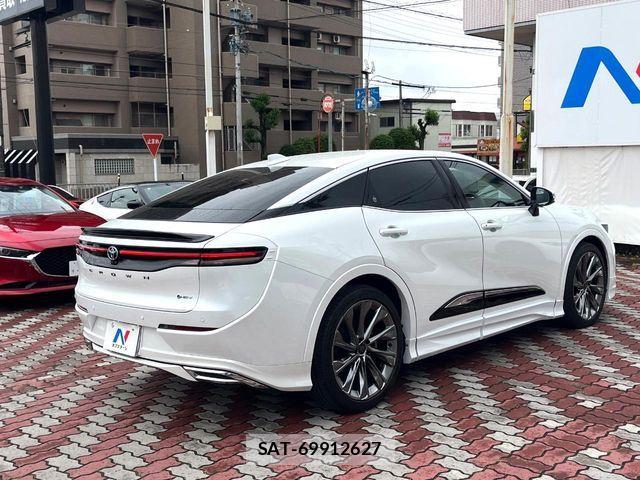 Toyota Crown Crossover 2023-09 7216521-16