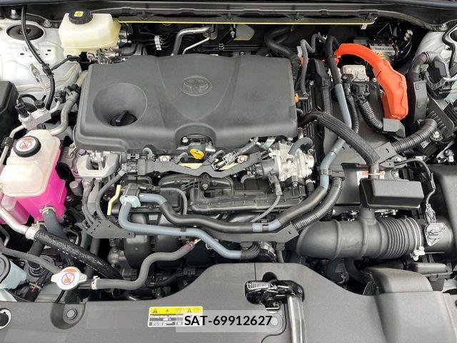 Toyota Crown Crossover 2023-09 7216521-17