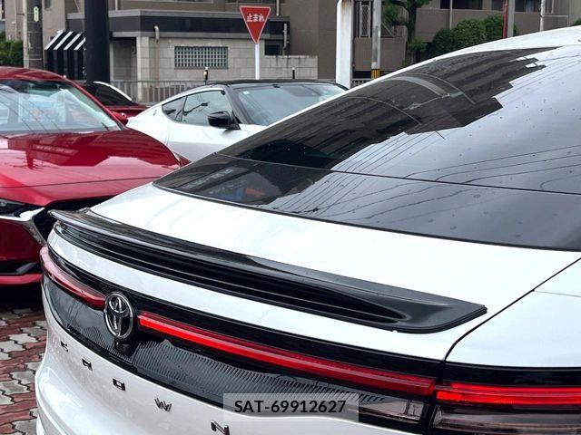 Toyota Crown Crossover 2023-09 7216521-3