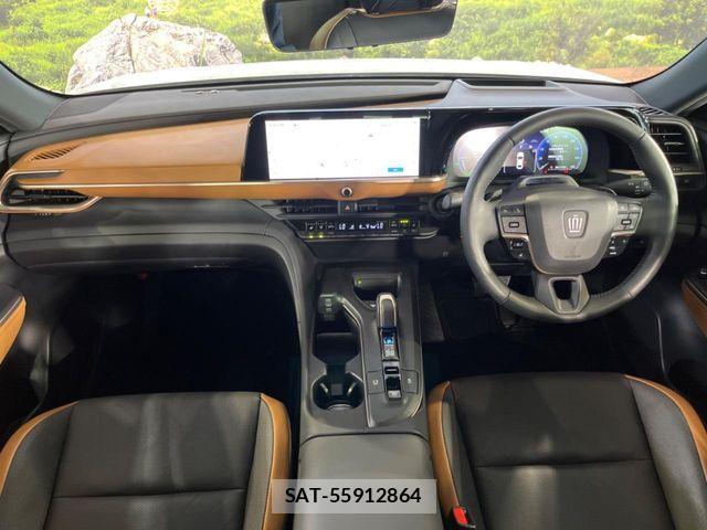 Toyota Crown Crossover 2023-07 7216522-1