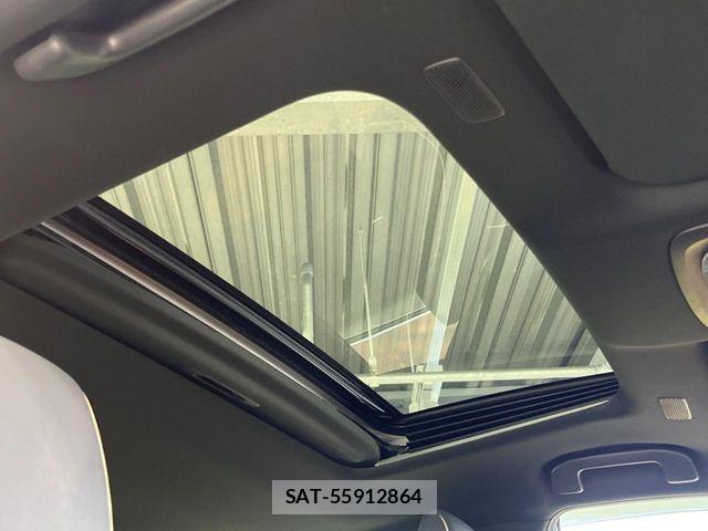 Toyota Crown Crossover 2023-07 7216522-3